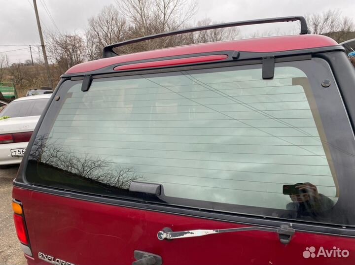 Стекло крышки багажника Ford Explorer 2