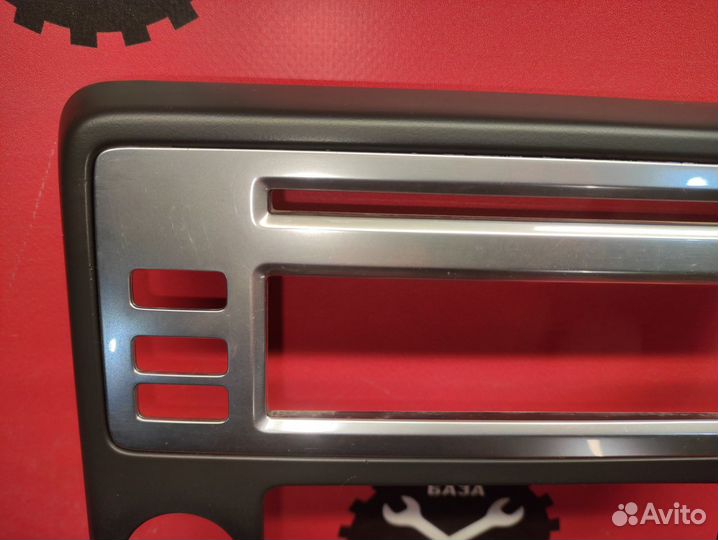 Парящая консоль Volvo S80 2