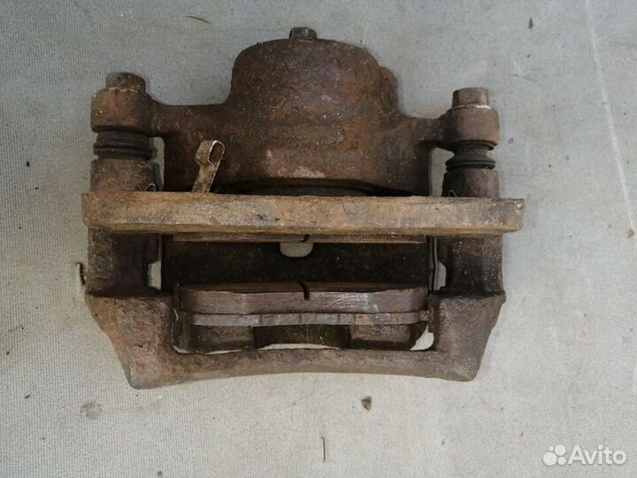 Суппорт тормозной передний правый для Honda Accord