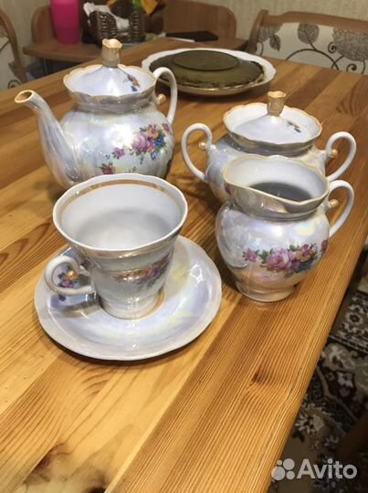 Чайный сервиз на 6 персон