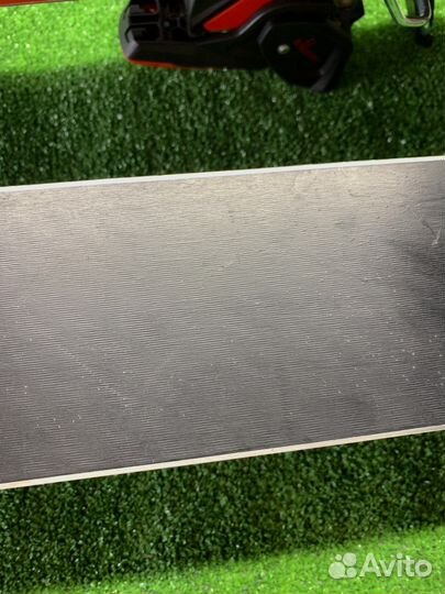 Горные лыжи новые