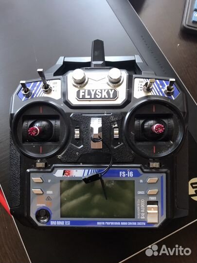 Кораблик для рыбалки