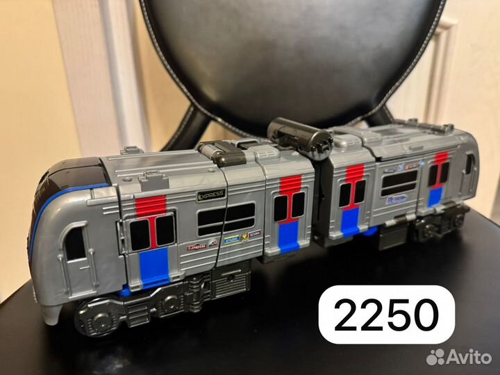 Игрушки тоботы