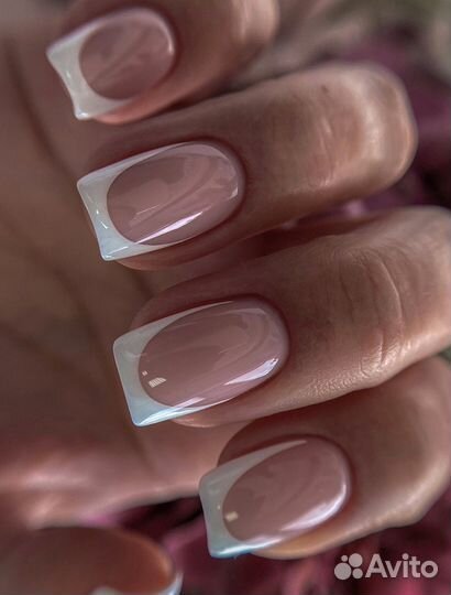 Маникюр педикюр