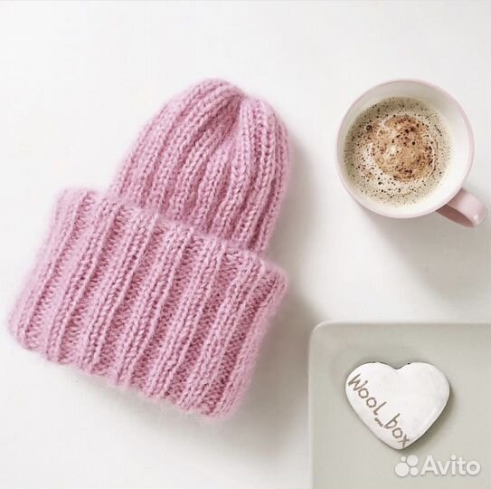 Пушистая шапка из мохера