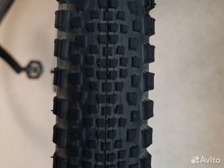 Велопокрышка 700/37С