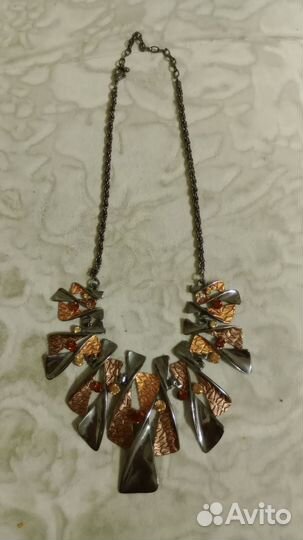 Ожерелье,бусы,брошь,браслет