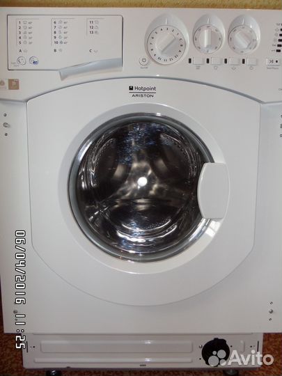 Встраиваемая стиральная машина Hotpoint-Ariston