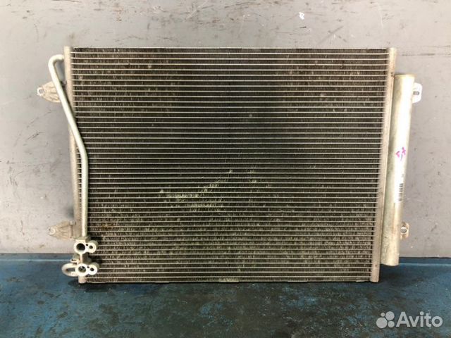 Радиатор кондиционера Volkswagen Passat B7