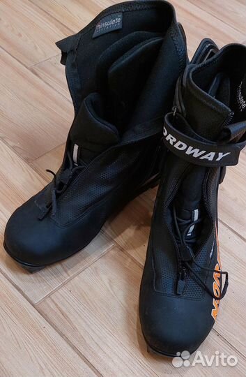 Ботинки для беговых лыж Nordway Race Combi