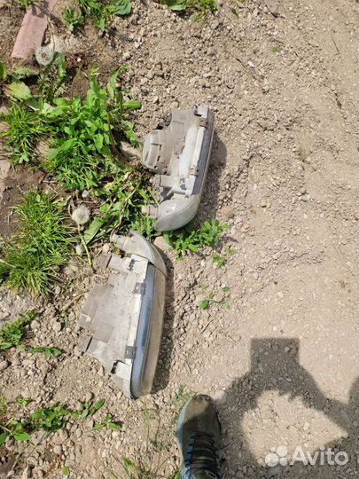 Фара передняя левая на шкоду фелиция 97г