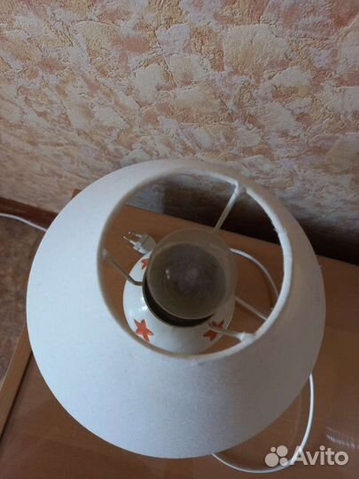 Лампа настольная