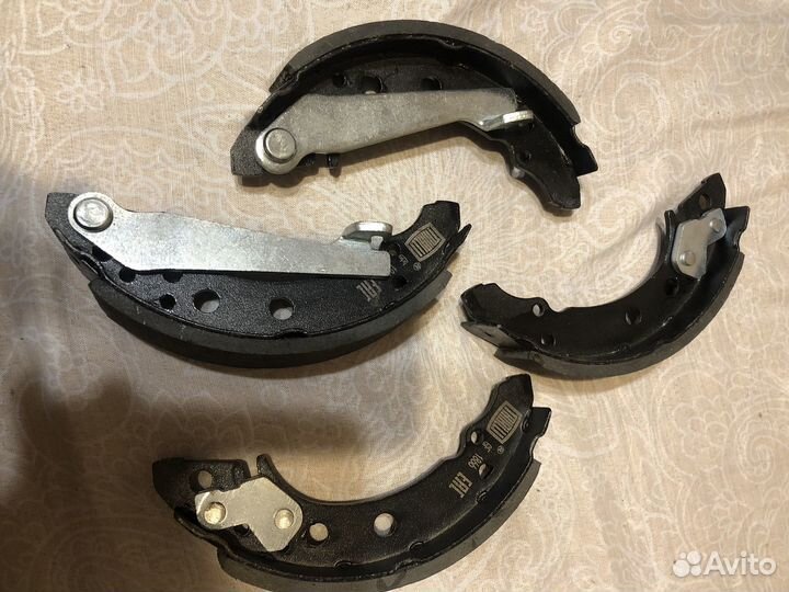 Тормозные колодки volkswagen polo задние