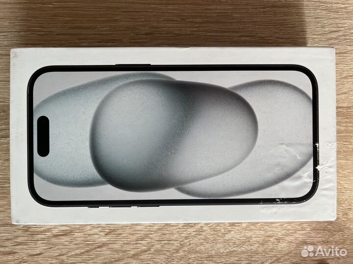 iPhone 15, 256 ГБ