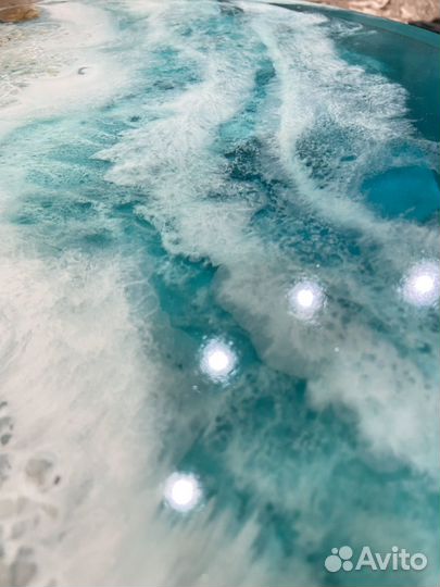 Стол из эпоксидной смолы эксклюзивный