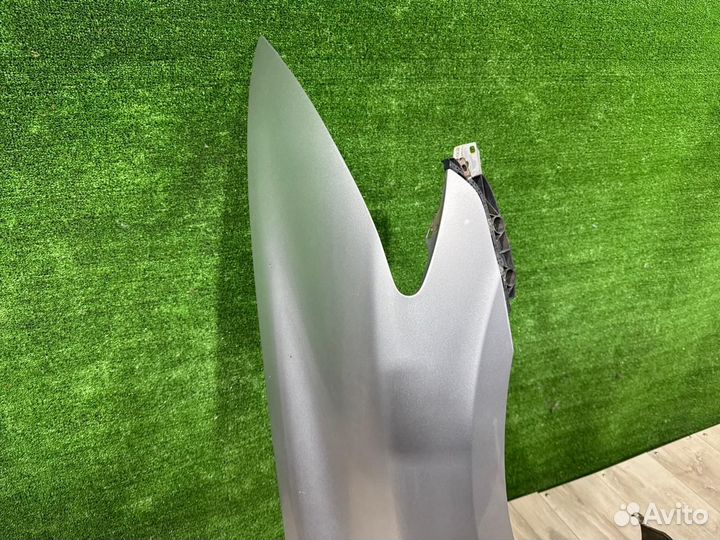 Крыло переднее правое Honda Civic 4D