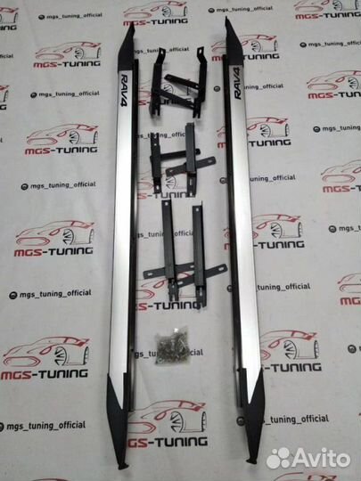 Новые пороги на Toyota RAV 4 2009-2013