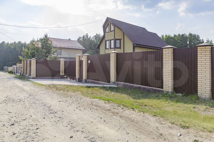 Дом 191 м² на участке 15 сот.