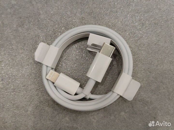 Блок питания apple 20w + кабель USB-C to Lighting