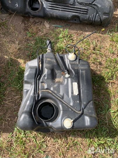 Бензобак Ford Focus 3 CB8 2011-2015