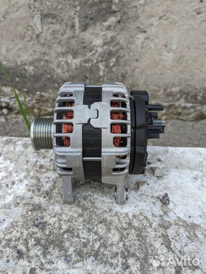 Генератор оригинальный Renault 231009362R