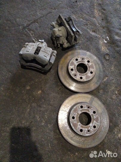 Передний суппорт Chery Tiggo