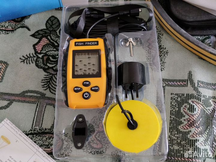 Эхолот Fish Finder