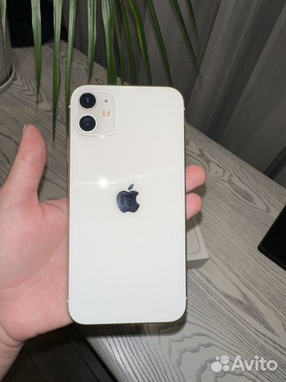 iPhone 11, 128 ГБ