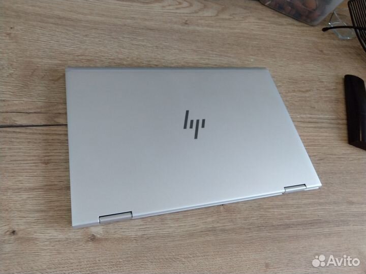 HP yoga x360 14