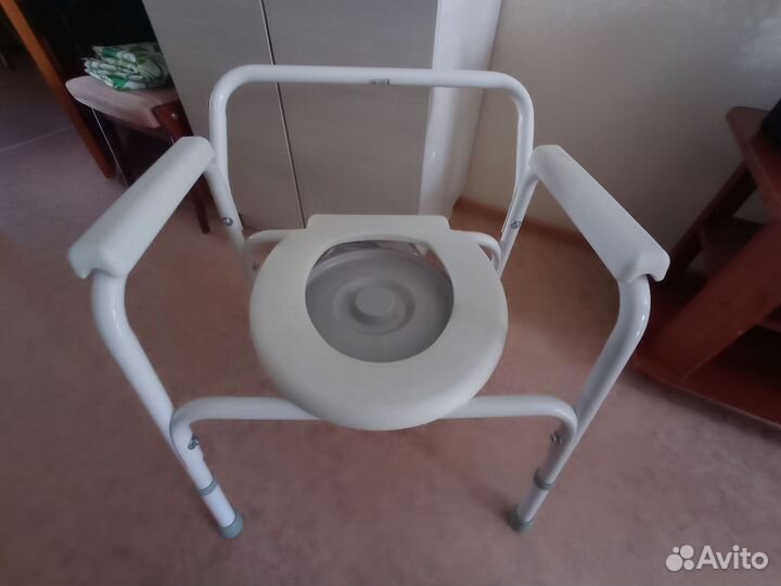 Санитарный стул