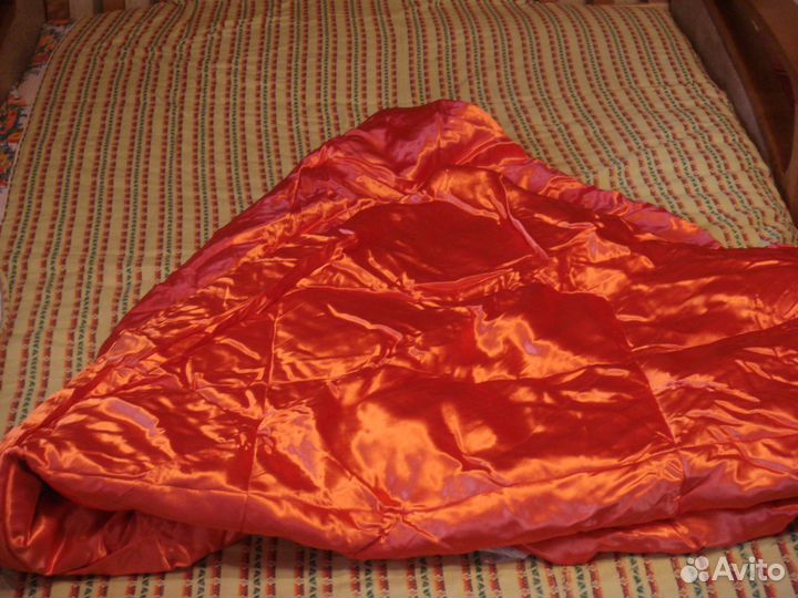 Одеяло пуховое новое