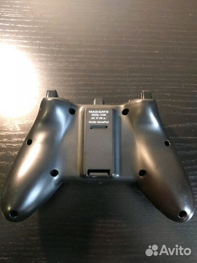 Беспроводной контроллер для IOS Mad Catz C.T.R.L.i