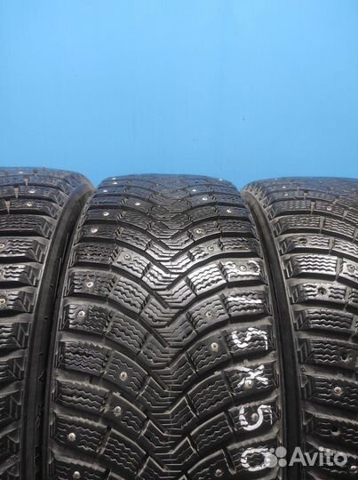 Michelin X-Ice North 2 215/50 R17 94Q