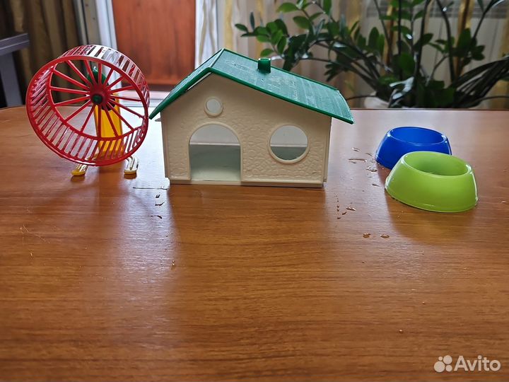 Домик,колесо,пойка для хомяка