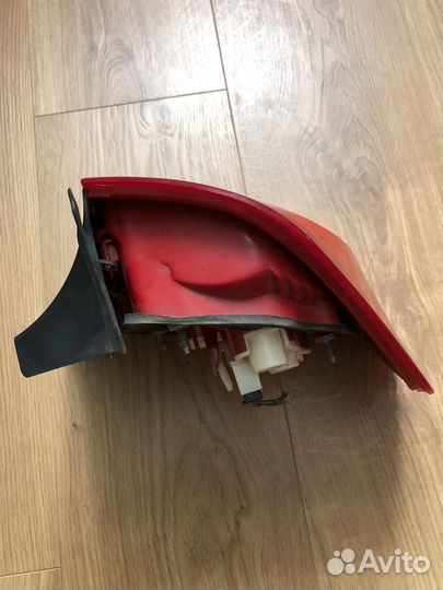 Фонарь задний BMW E90