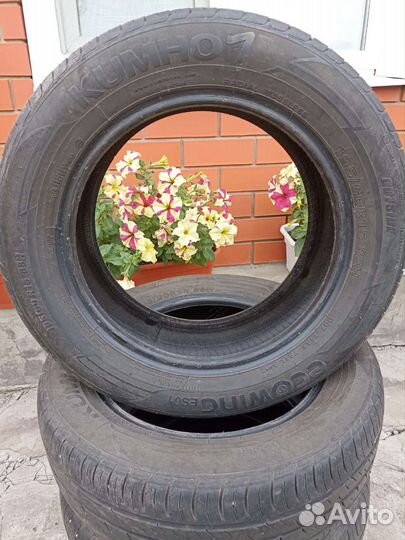 Kumho Ecowing ES01 KH27 195/60 R15