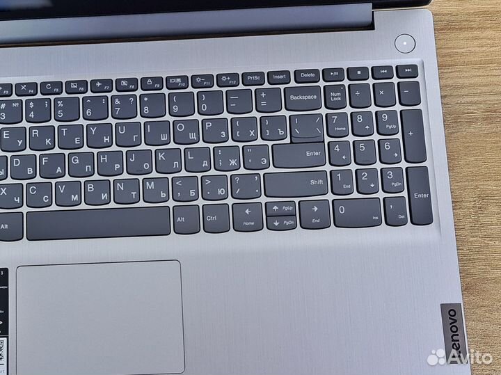 Ноутбук Lenovo