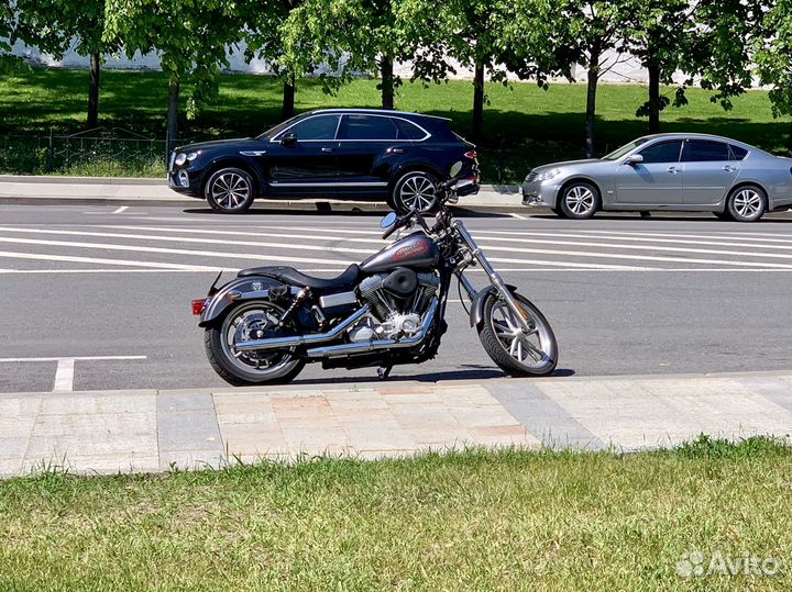 Harley Davidson Dyna Super Glide