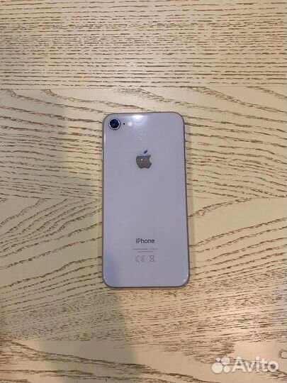 iPhone 8, 64 ГБ