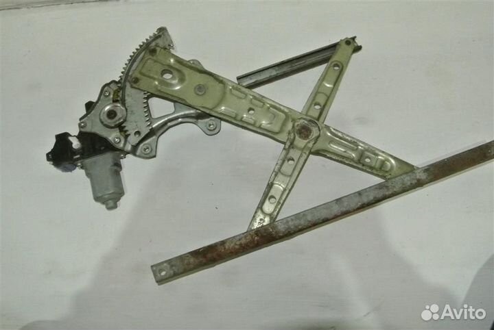 Стеклоподъемник электр. задний правый Infiniti FX