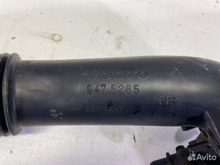 Патрубок воздушного фильтра Volvo Xc90 C 2.5T