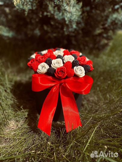 Шоколадные розы, пионы, тюльпаны