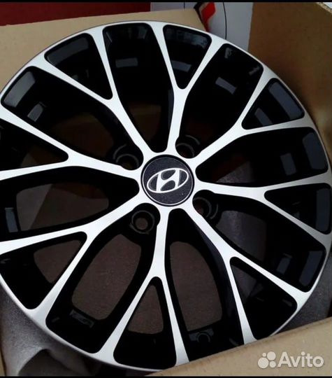 Новые литые диски R15 KIA RIO/solaris mazda-2