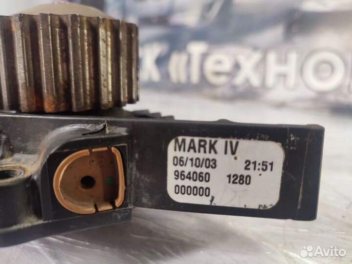 Насос водяного охлаждения Peugeot 307