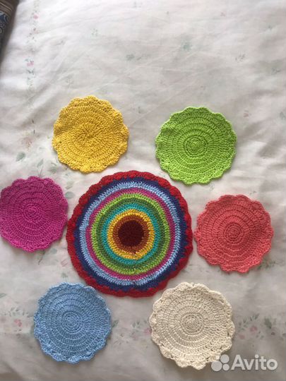 Вязаные подставки салфетки под кружки чашки бокалы