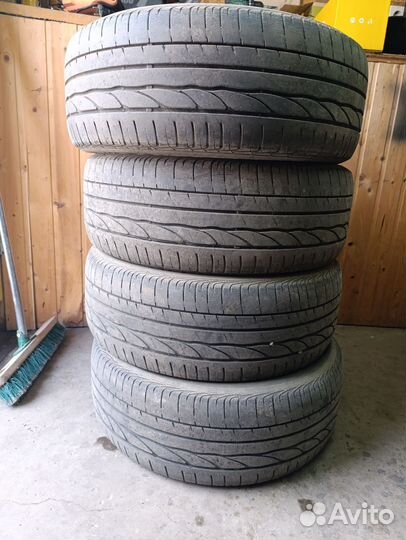 Bridgestone Blizzak LM-22 205/55 R16