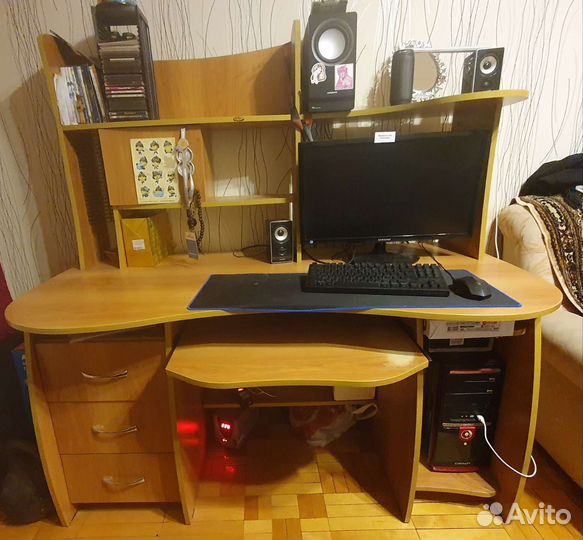 Компьютерный стол бу
