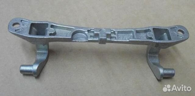 B2805710100 Петля люка сма