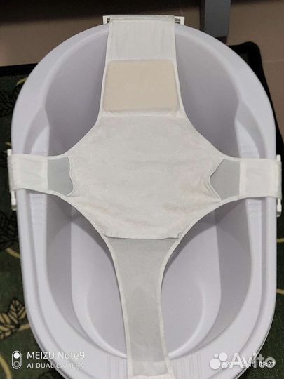 Детская ванночка для купания со сливом и термом