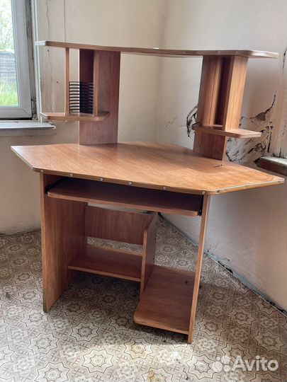 Компьютерный стол бу